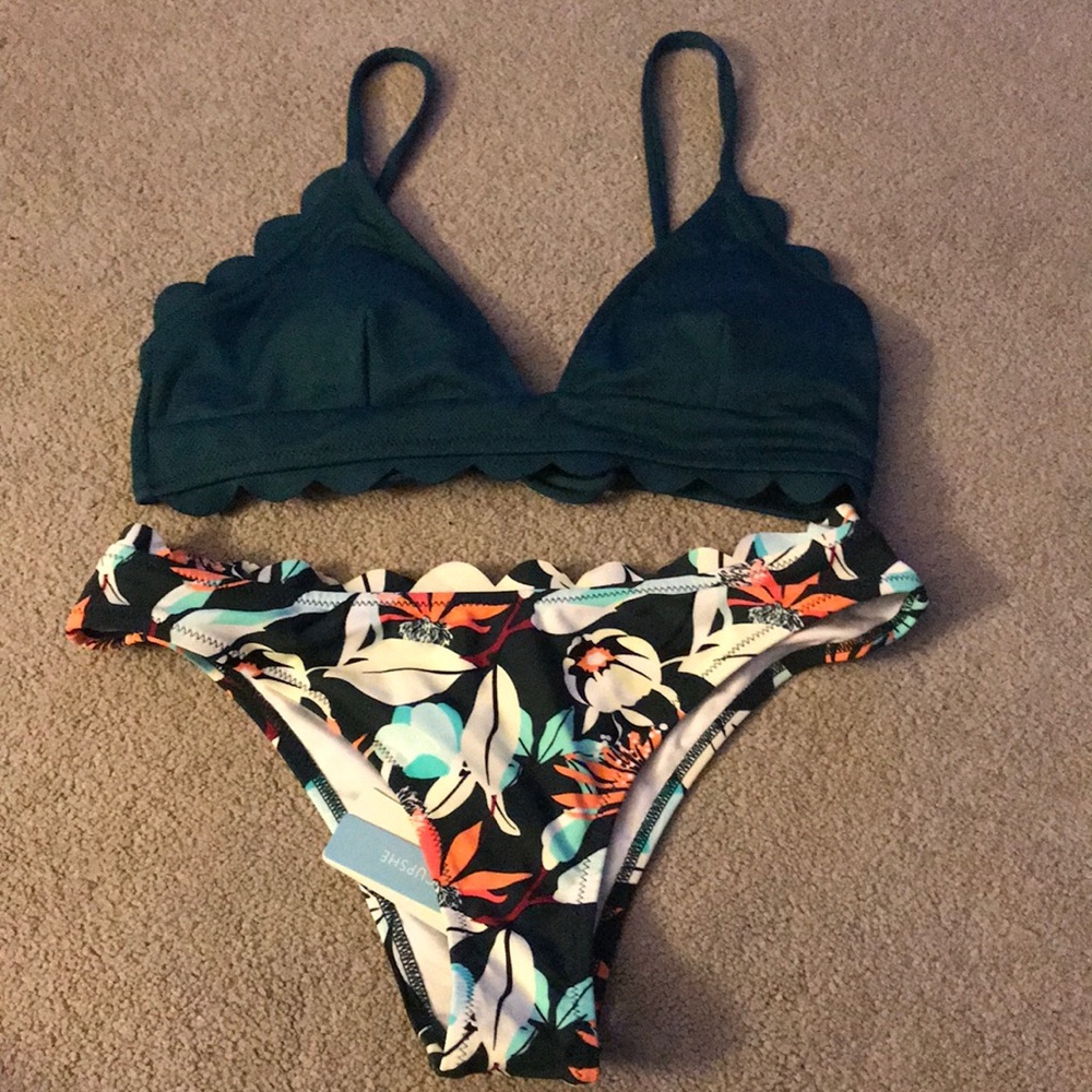 NWT Bikini (M)
